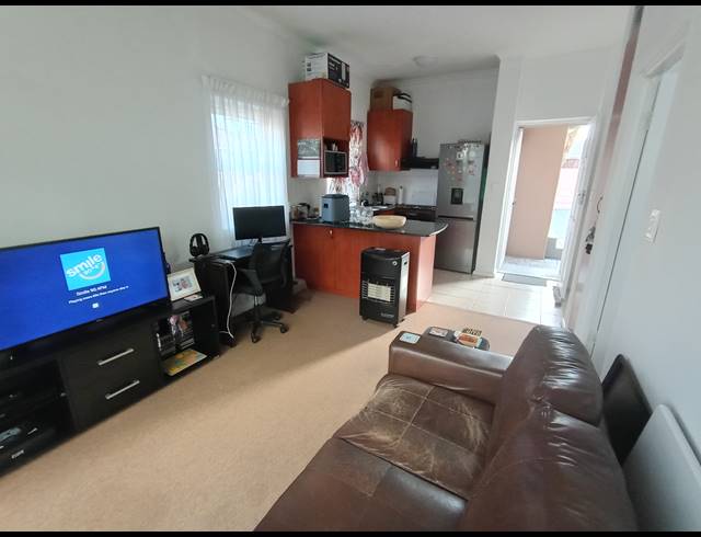 1 BEDROOM APARTMENT RENTED IN TABLE VIEW